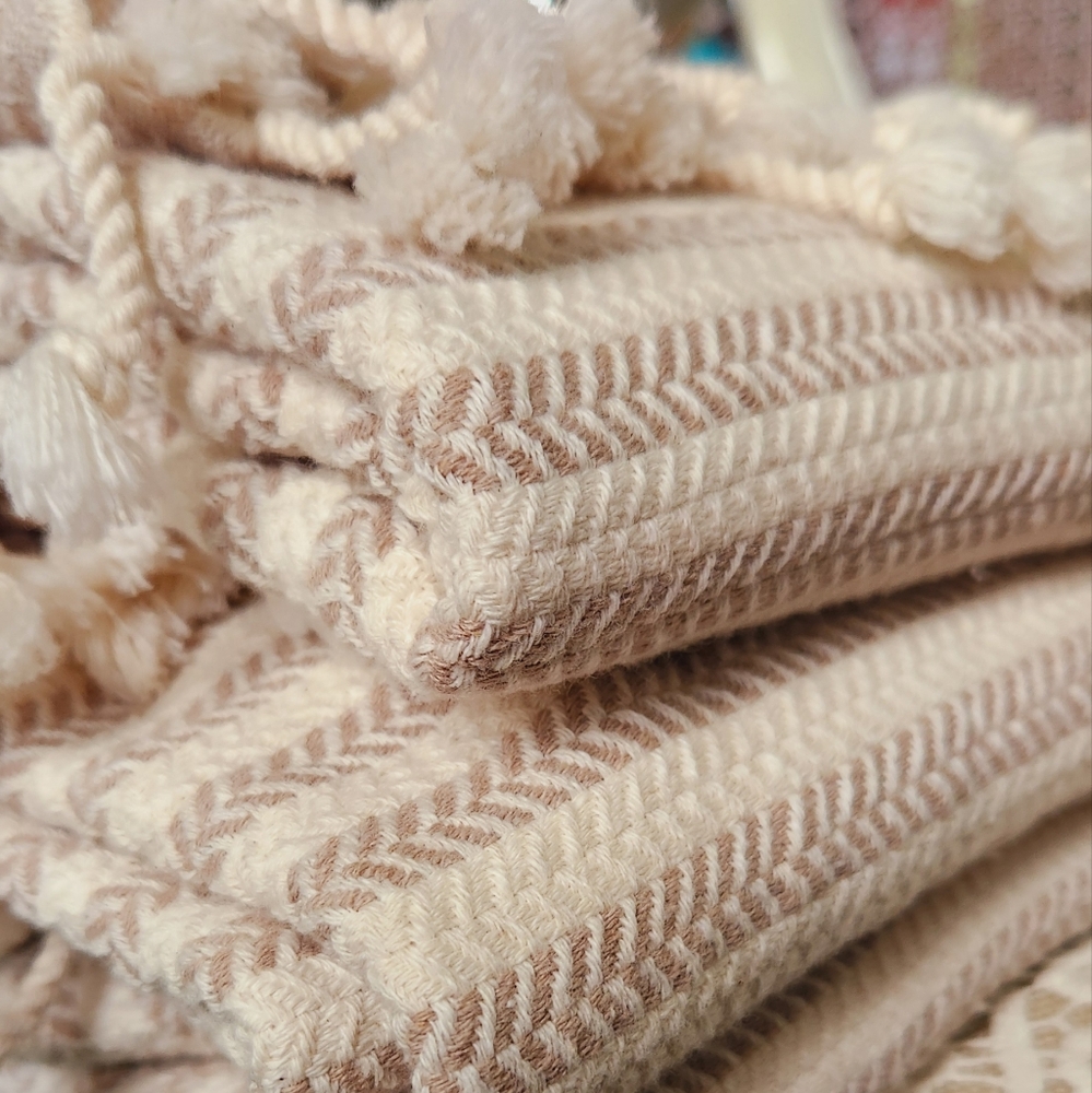 Turkish cotton towel CREAM stripe. NWT LAST ONE